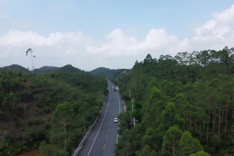 《提高路肩低剂量水泥改善大粒径级配碎石基层施工一次验收合格率》_副本(1).jpg