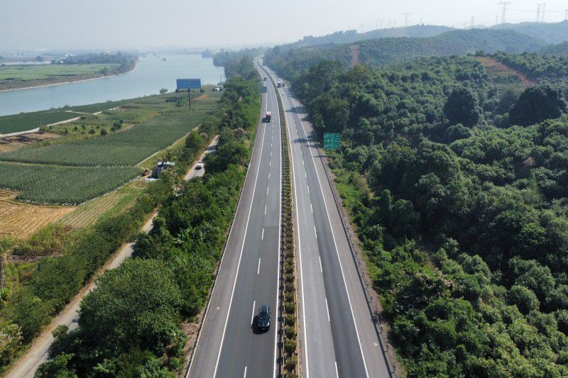 坛百高速路面专项完工后(1)_副本_副本.jpg